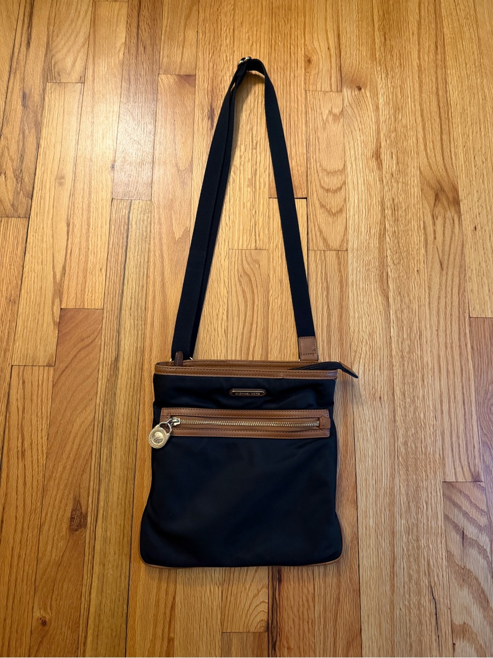 Michael Kors Kempton Crossbody Bag